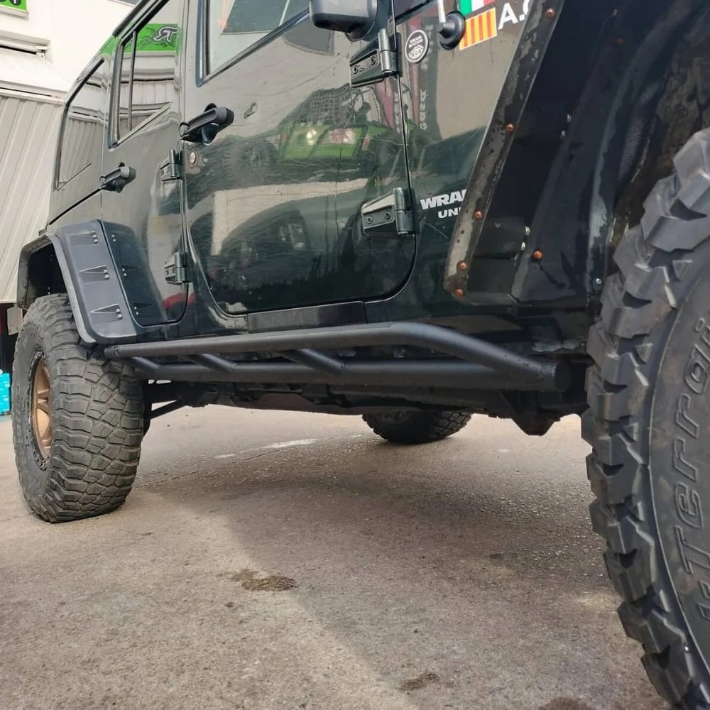 Estribos Jeep Wrangler JK 4P - Imagen 2